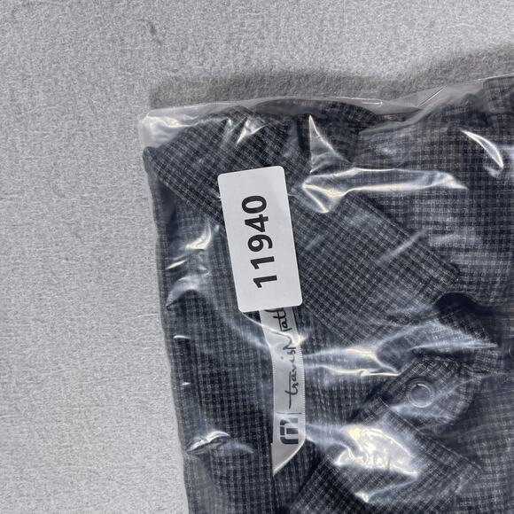 Travis Mathew Polo Shirt Mens Medium Gray Performance Golf Stretch Lightweight‎ - Picture 9 of 9